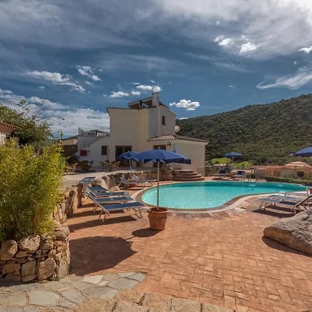 Stunning Bouganvillage Bedroom Sleeps 4 Child No1314 * Tanaunella